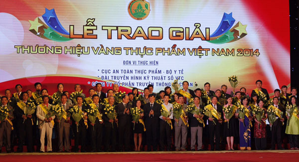 Vinamilk[-]được[-]vinh[-]danh[-]thương[-]hiệu[-]vàng[-]thực[-]phẩm[-]Việt[-]Nam[-]năm[-]2014